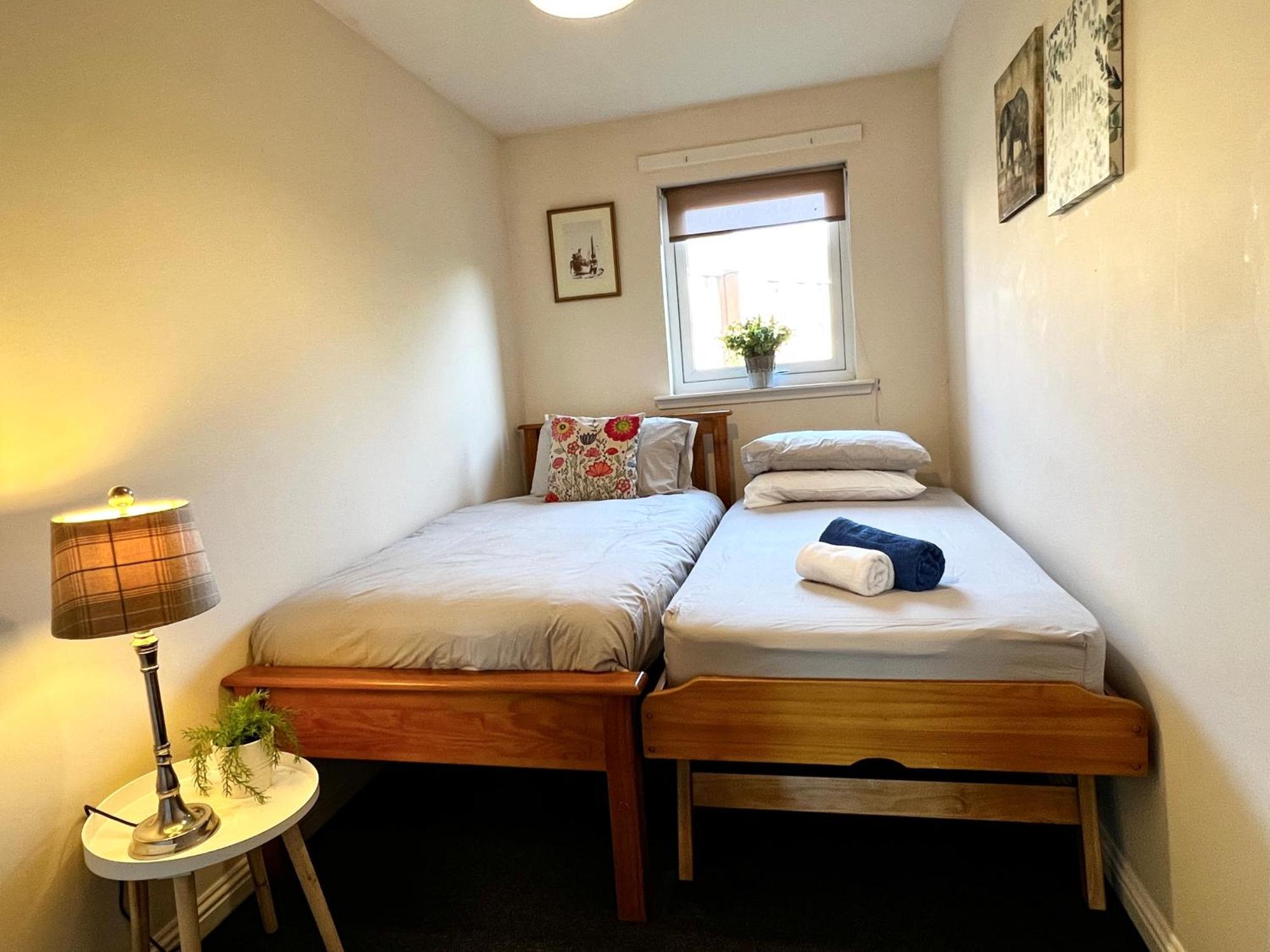 格拉斯哥Stylish Modern Flat With Juliet Balcony & Parking公寓 外观 照片